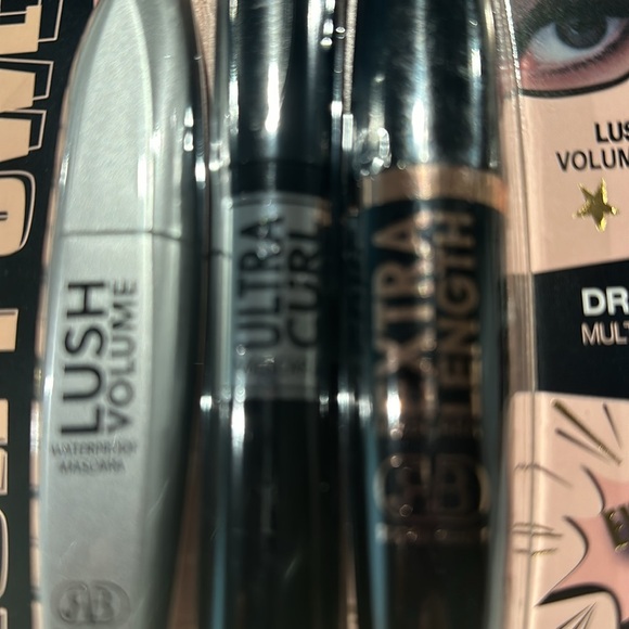 New LASH POWER 3 Piece Mascara set. - Picture 2 of 5